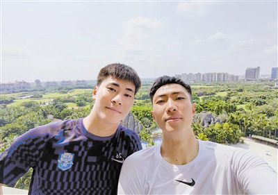 色婷婷伊人